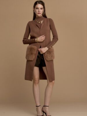 CHALECO CAMEL BOSILLOS SIMIL PIEL